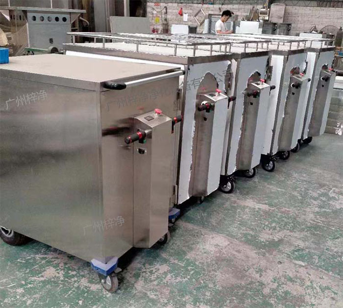 無菌物品電動運(yùn)送車又稱為無菌物品運(yùn)送車、無菌密封下送車、無菌物品回收車。