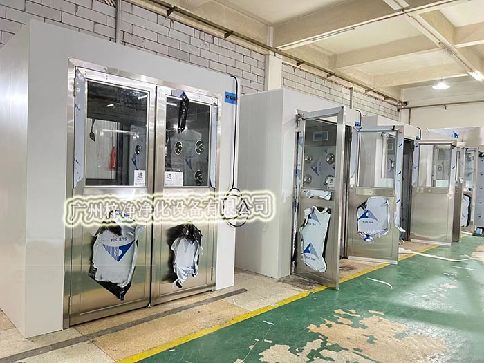 風(fēng)淋室的結(jié)構(gòu)和設(shè)計會影響風(fēng)淋效率，進而影響所需的風(fēng)淋時間。