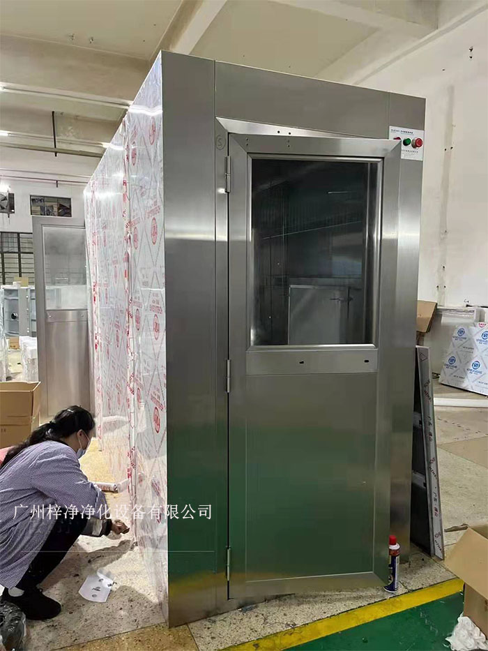 風(fēng)淋室可能會(huì)遇到各種問(wèn)題，影響風(fēng)淋室正常運(yùn)作和潔凈室的整體環(huán)境。