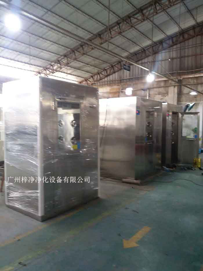 在運輸過程中，風(fēng)淋室可能會受到振動和沖擊